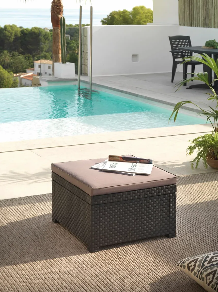 Shaf - Diva, Pouf extérieur pour Meubles de Jardin - Tabouret Bas de Jardin, Fabriqué en Espagne avec des matériaux recyclés - Couleur Wengué 55135 56 x 56 x 39 cm