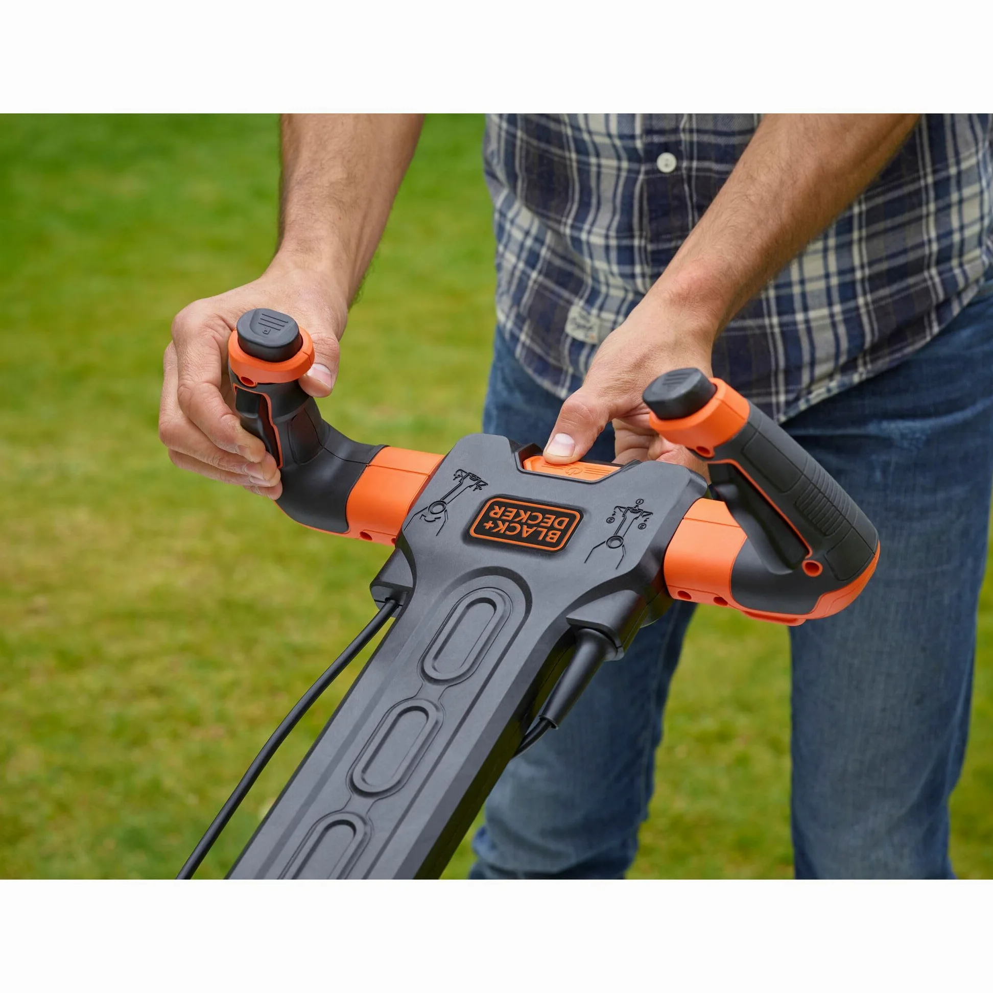 BLACK+DECKER Tondeuse Filaire 1800W, Tondeuse à Gazon Electrique 42 cm, 6 hauteurs réglables 20, 30, 40, 50, 60 et 70 mm, Tondeuse avec Poignée EASYSTEER 3 Positions, BEMW481ES-QS