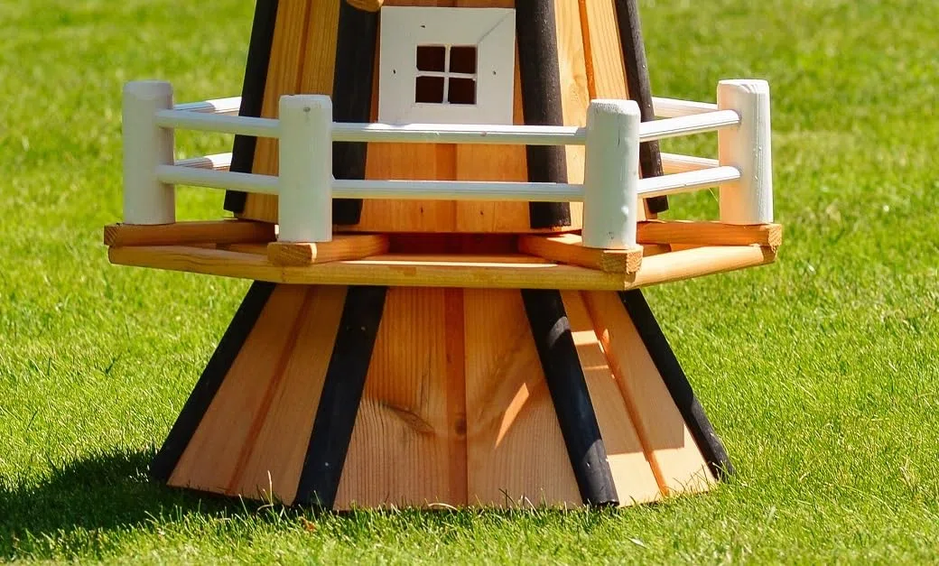 Grand moulin à vent décoratif en bois enduit avec roulements à billes