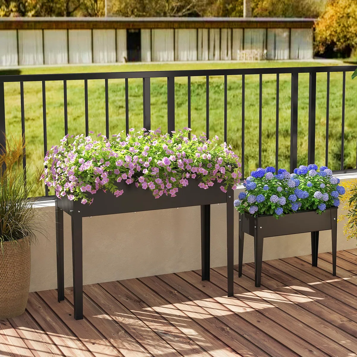 HOMASIS Jardinière sur Pieds en Métal, Jardinière Surélevé avec Trou de Drainage, Potager Surélevé Rectangulaire pour Balcon, Jardin et Terrasse (Noir, 100 x 40 x 80 cm)