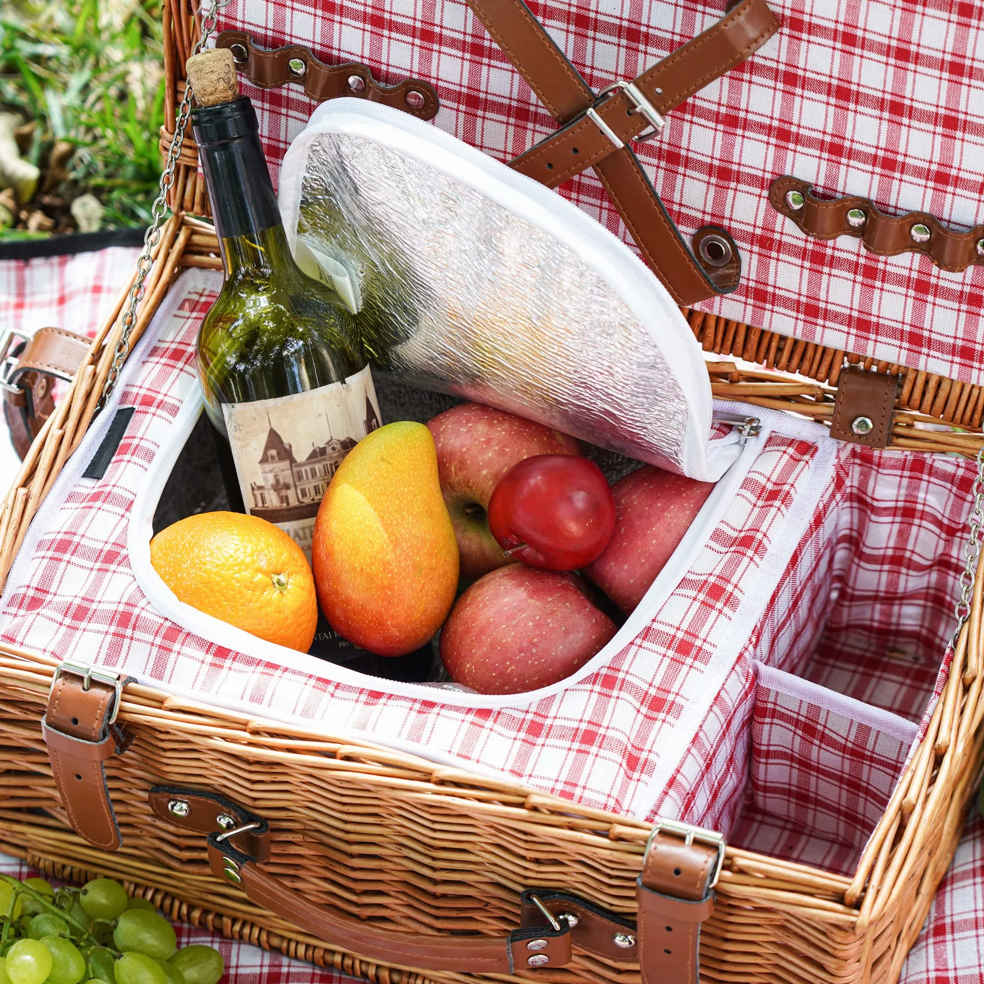 Panier de pique-nique en osier pour 2 personnes avec couverture de pique-nique imperméable et grand compartiment isotherme - Panier de pique-nique en saule avec kit de couverts pour camping, mariage