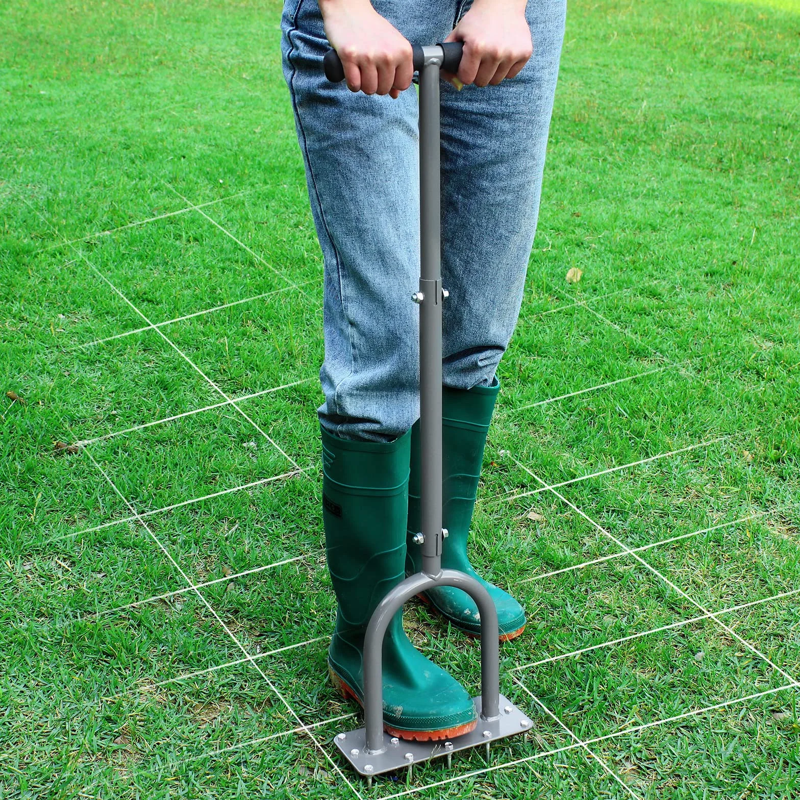 Walensee Aérateur de pelouse en métal Manuel pour déchaumer la pelouse avec 15 Pointes en Fer, Outils d'aérateur d'herbe pré-assemblés pour Cour, aération de pelouse, Outil de Jardin, ravive la santé