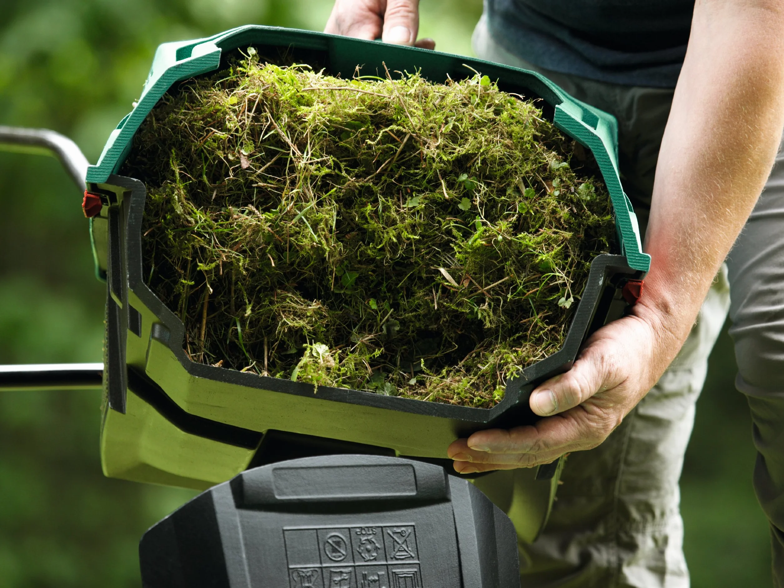 Bosch AVR 1100 Scarificateur (prise anglaise)