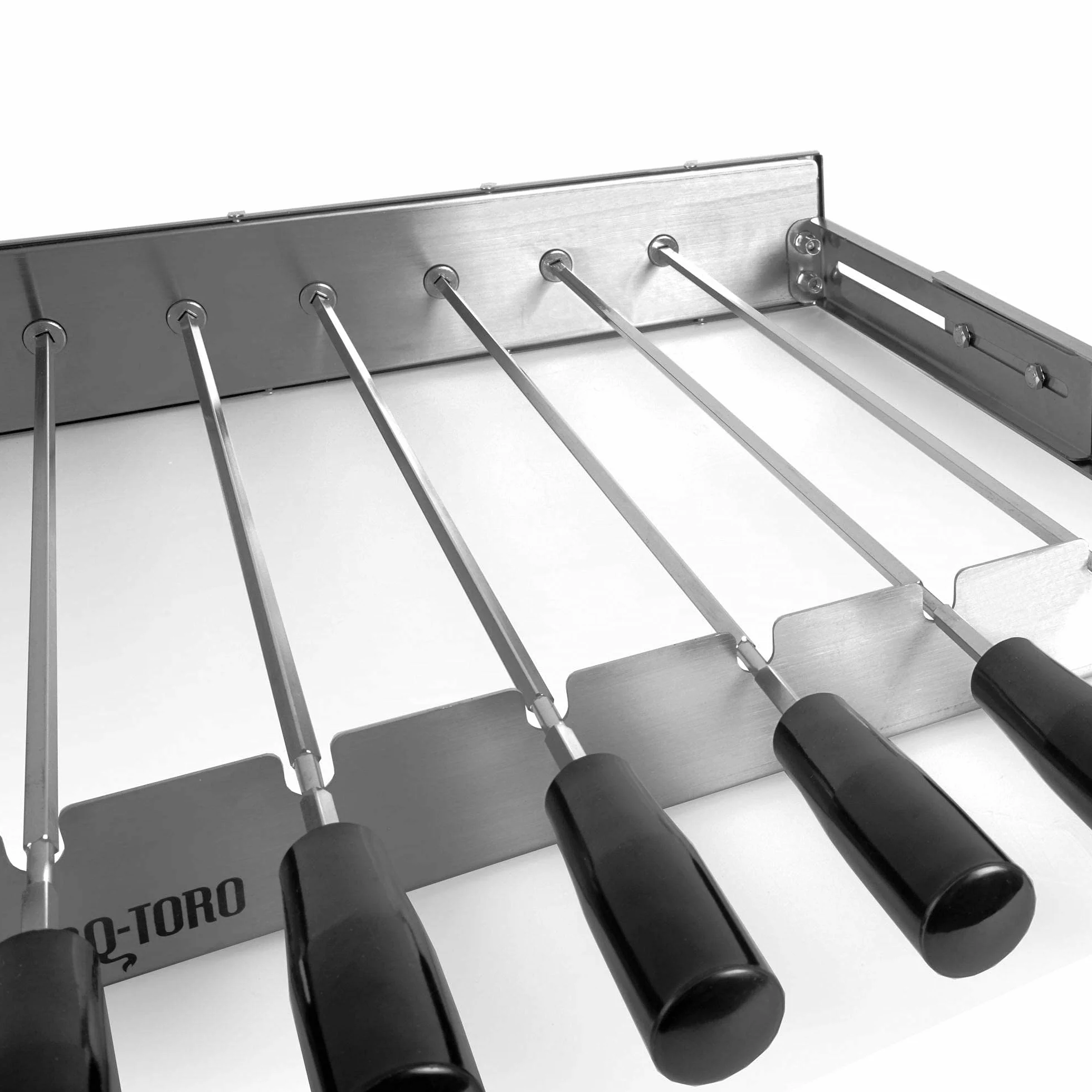 BBQ-Toro Tourne-Broche électrique | Acier Inoxydable - avec 11 brochettes et Moteur - Taille réglable 70 x 26-40 cm - avec Prise d'alimentation et USB - Mangal Chachlik (Moteur Avant Gauche)