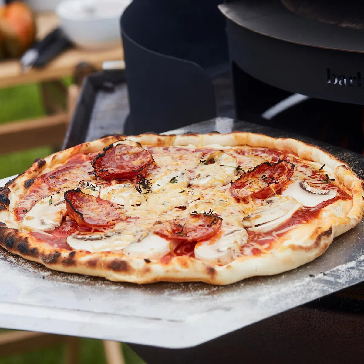 Barbecook Pelle à Pizza carrée pour Four et BBQ avec poignée en Bois et Crochet de Suspension en Acier Inoxydable, 32cm de Largeur