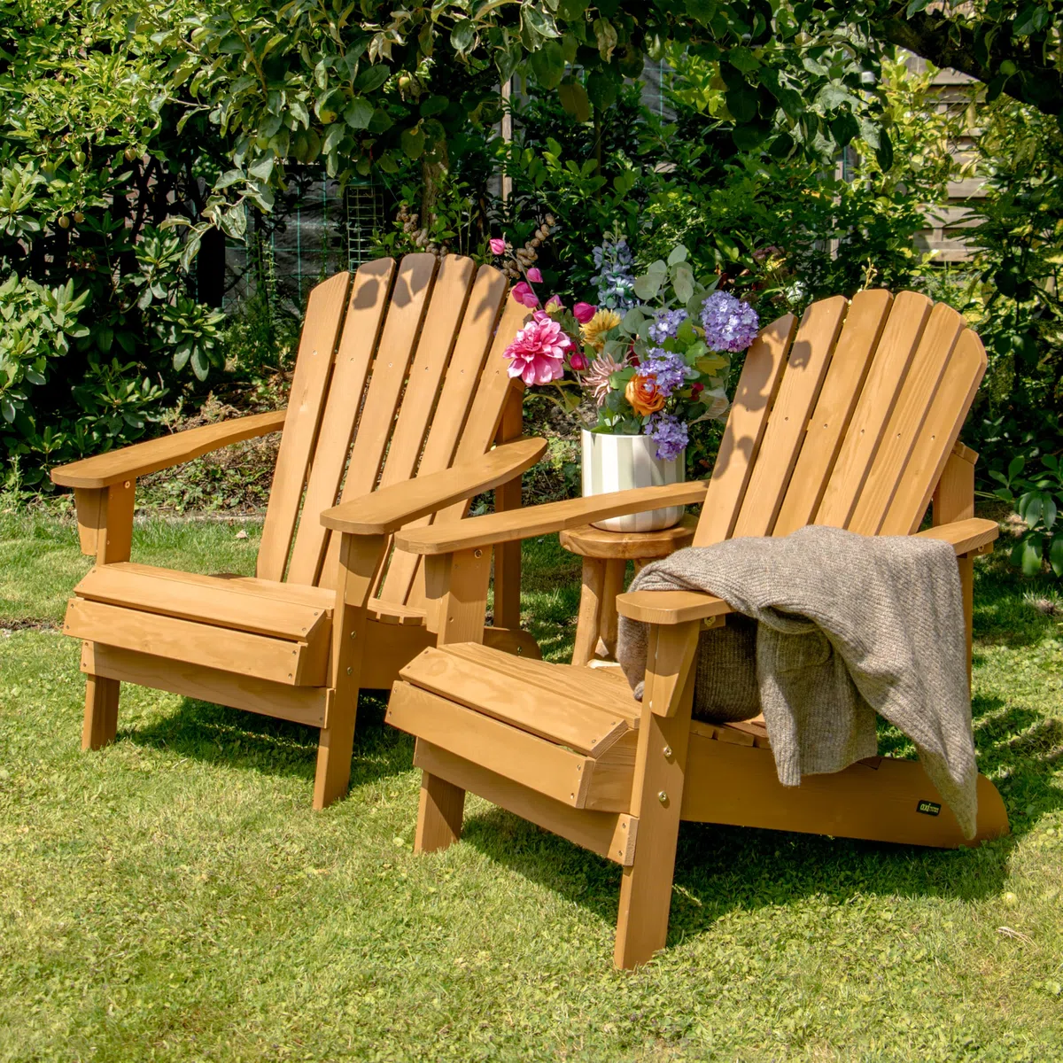 AXI Carmen Chaise Adirondack, Transat Bois, Beige Or | Chaise de Jardin 1 Personne/Fauteuil Exterieur/Chaise Exterieur | Fauteuil Exterieur à Dossier Haut - 90 x 78 x 93 cm - 14 kg