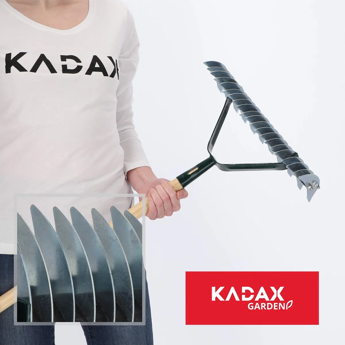 KADAX Scarificateur Manuel avec Manche en Bois et Tête en Acier, Aérateur de Gazon et Sol, Outil d'Aération et de Déchaumage pour Jardin et Pelouse