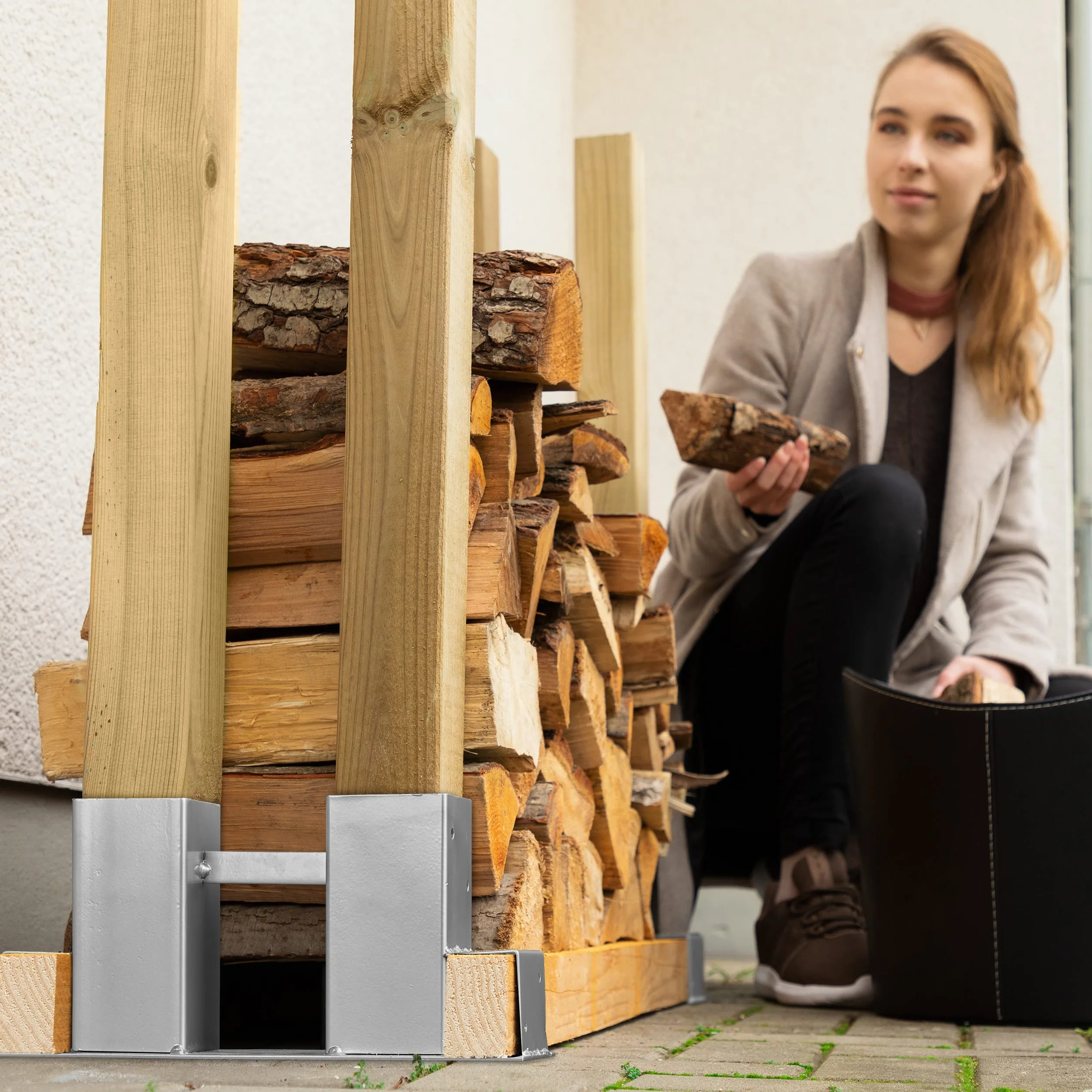 Relaxdays 2 Aides à l’empilage du Bois de Chauffage, construisez Vous-même Votre Range-bûches, en métal, argentés