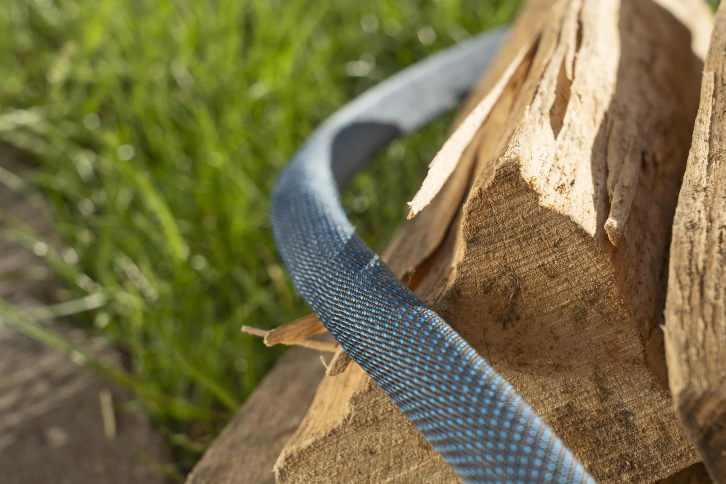 Gardena Liano Xtreme 1/2", kit de 10 m : tuyau d'arrosage extrêmement robuste en tissu textile, pour robinetterie intérieure, avec tuyau intérieur en PVC, léger, résistant aux intempéries (18460-20)